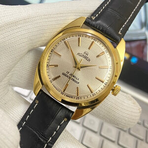 Vintage 1978 Roamer Manual Mens Gold Watch W/Leather Strap & Silver accents